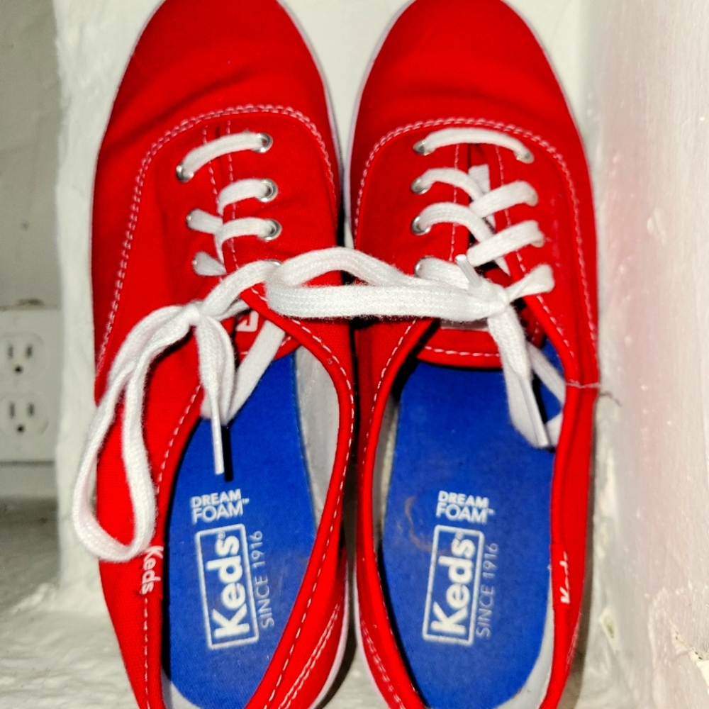 Red Keds